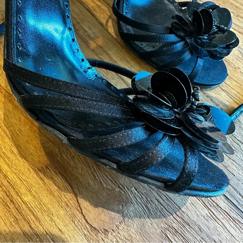 Kate Spade Women’s Embellished Flower Silk Stilettos Sandals Heels Ankle Strap 9